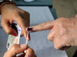 A voter's finger being marked with electoral ink at a polling booth during Madhya Pradesh Assembly elections. Source: PTI