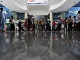 Patients and their attendants are seen inside Apollo hospital in New Delhi, India, September 8, 2015. Picture taken September 8, 2015. REUTERS/Adnan Abidi/File photo